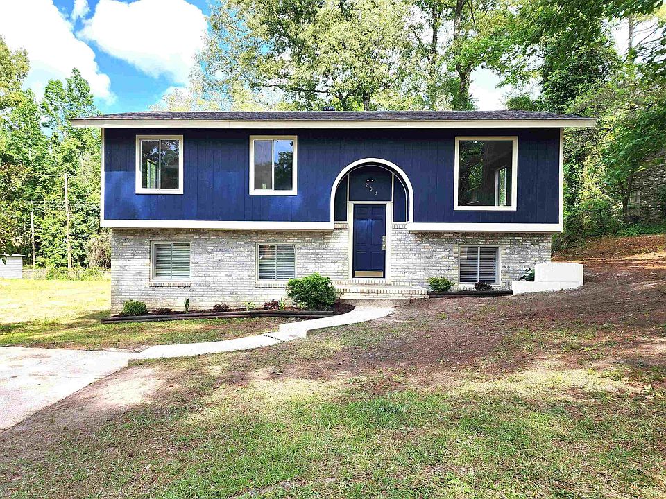 1st image of 203 Tanglewood Dr