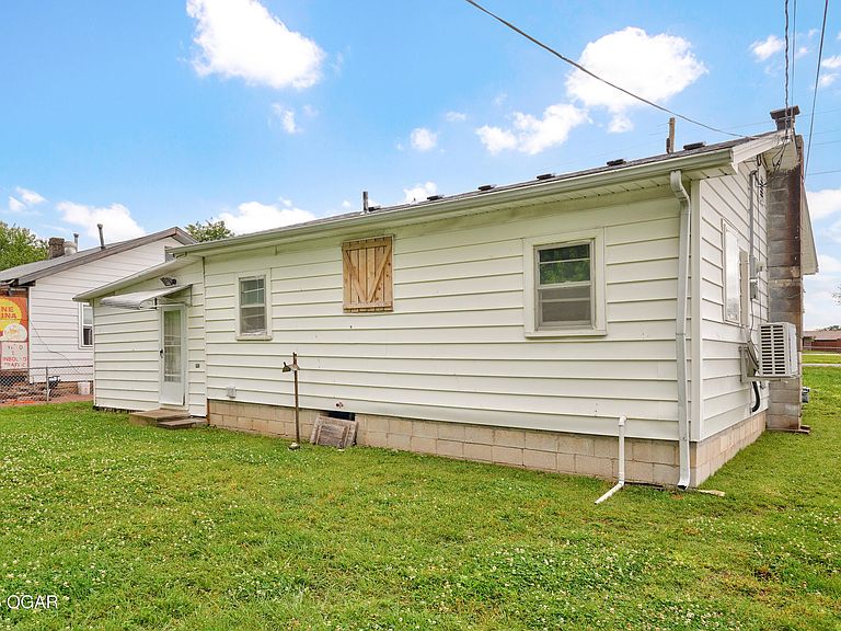 Listing photo 5