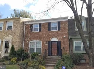8615 Burling Wood Dr, Springfield, VA 22152