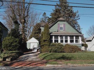 147 Mercer St, Hamilton, NJ 08690