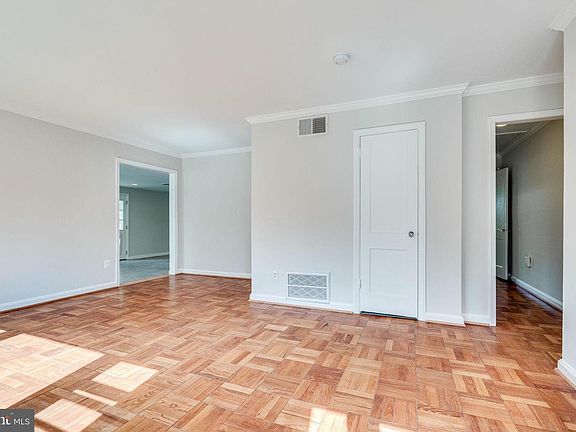 5th image of 6549 Virginia Hills Ave