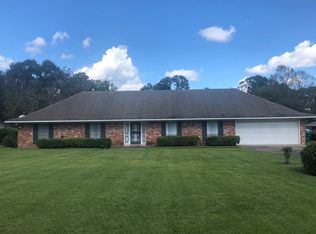 403 Melrose Montebello Pkwy, Natchez, MS 39120