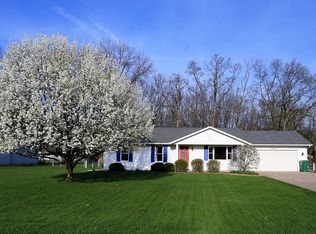 56860 Chippewa Dr, Three Rivers, MI 49093