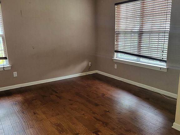 5th image of 6305 Wyndham Hill Dr