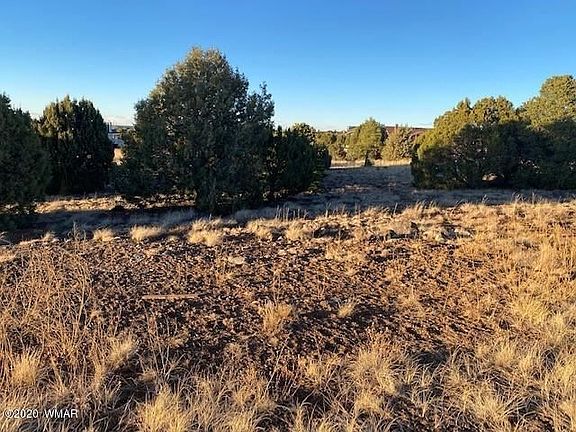 2nd image of 800 S Rock Creek Dr