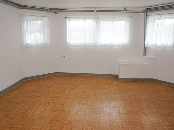 5th image of 6136 N Oakley Ave #G