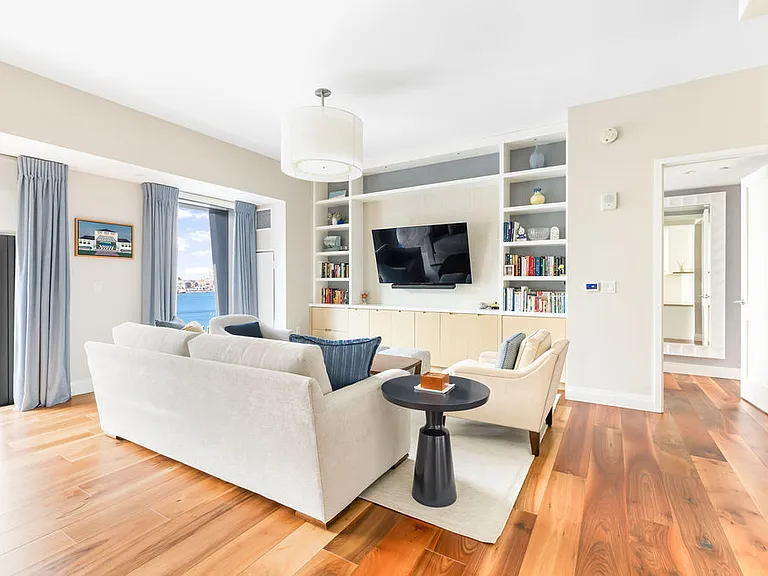 300 Pier 4 Blvd #7A — Photo 12