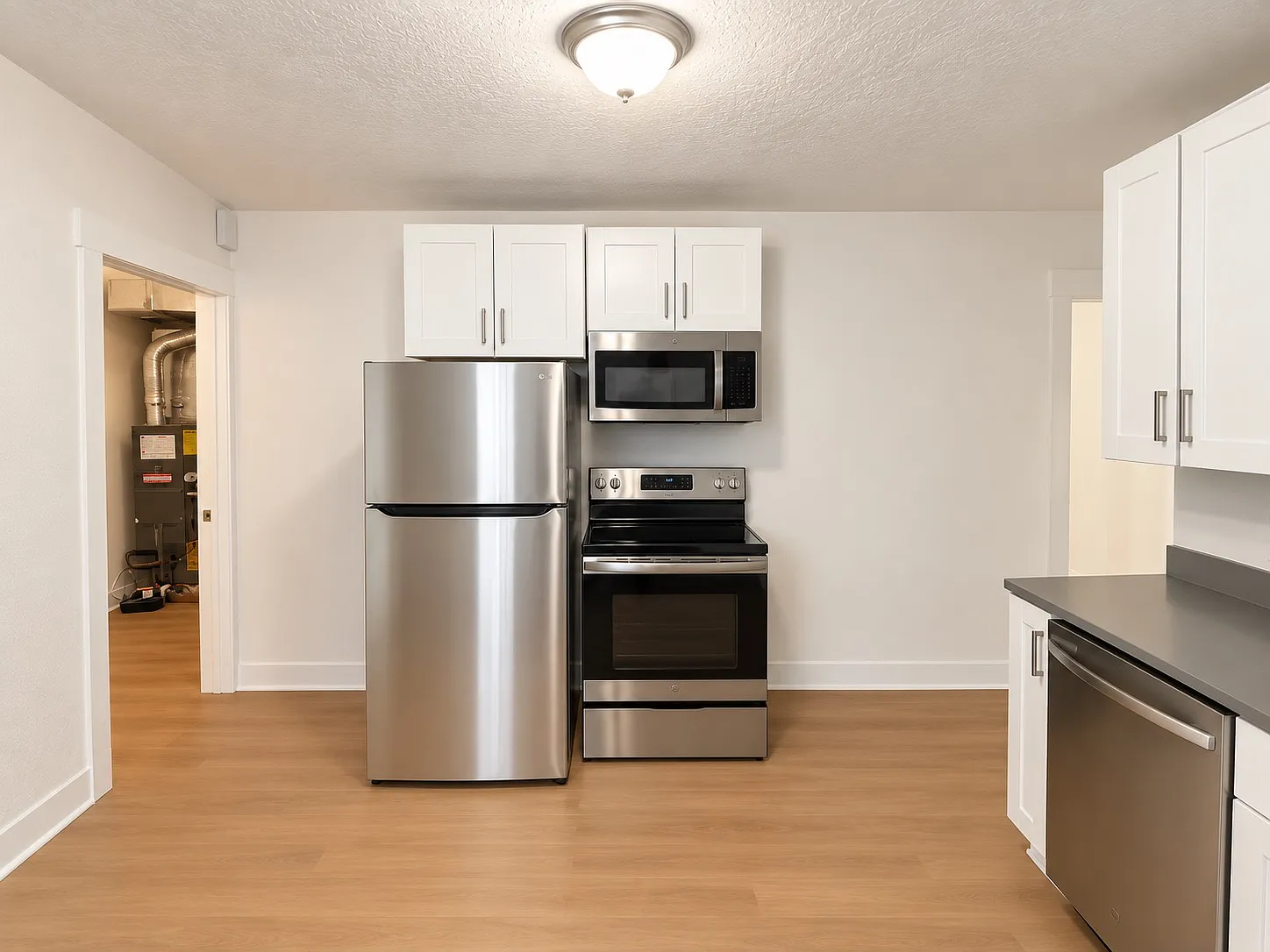 2 bed, 804 sqft, $1,695 — Photo 3