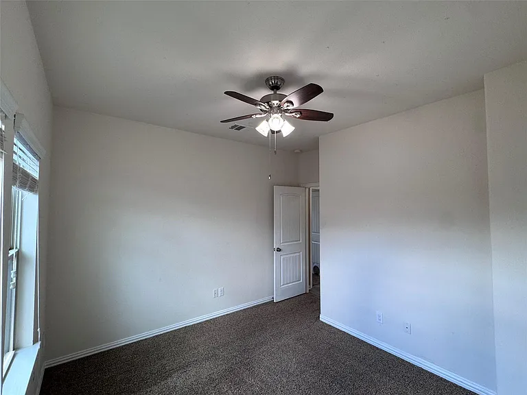 2605 Rough Berry Rd — Photo 26