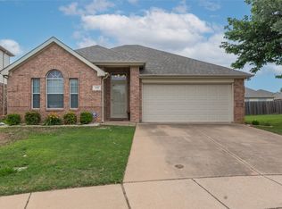 113 Brookbank Ct, Crowley, TX 76036
