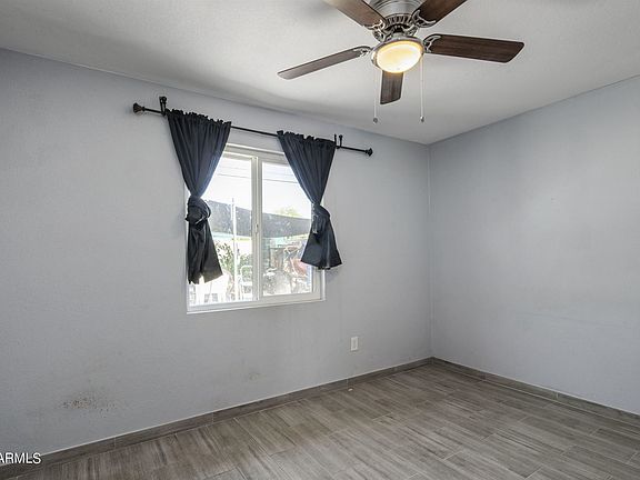 4th image of 3802 W Catalina Dr