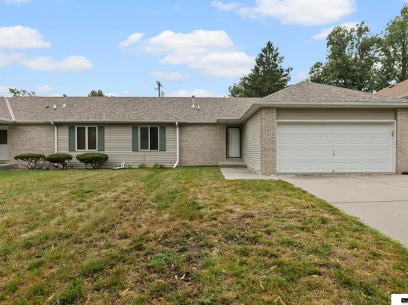 5329 X St, Lincoln, NE 68504