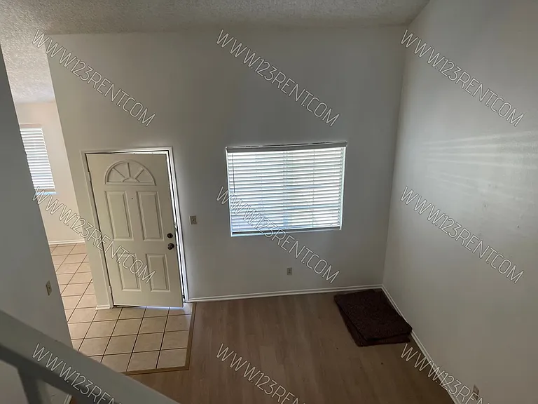 1628 Cactus Dr — Photo 8