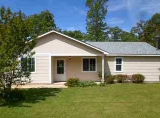 902 10th St, McComb, MS 39648