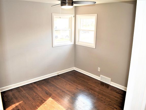 5th image of 514 Price Ave