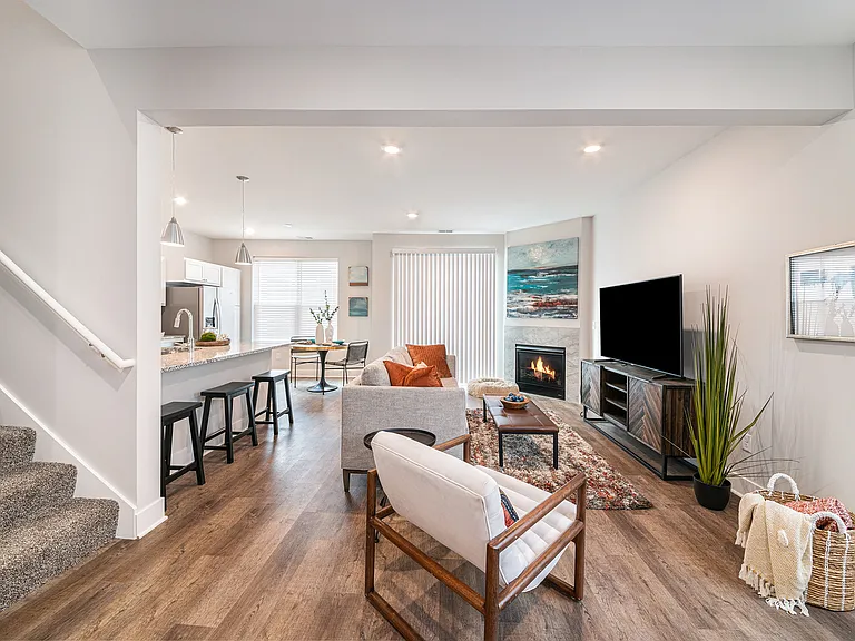 Meadowood Townhomes — Photo 2