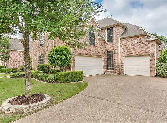 3rd image of 604 Eagle Ct