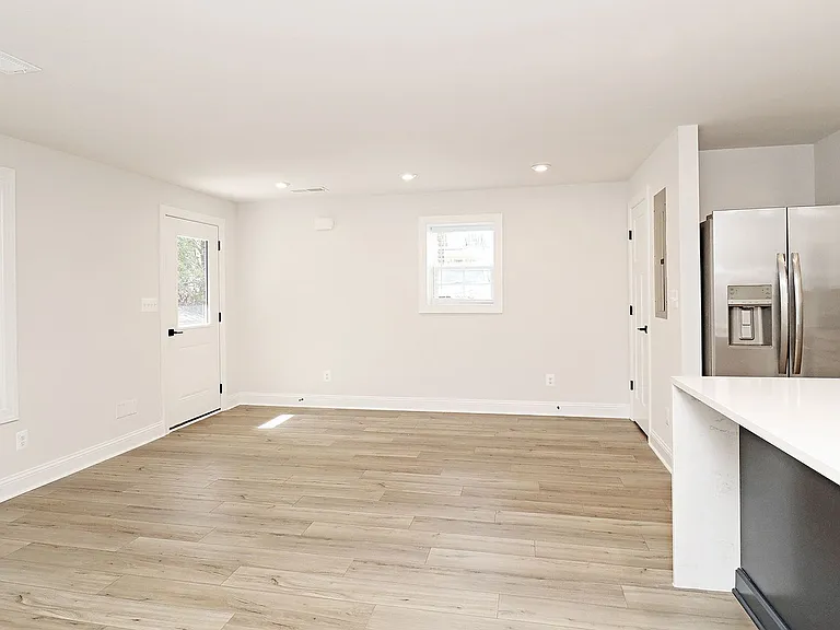 2207 Leeham St #B — Photo 7