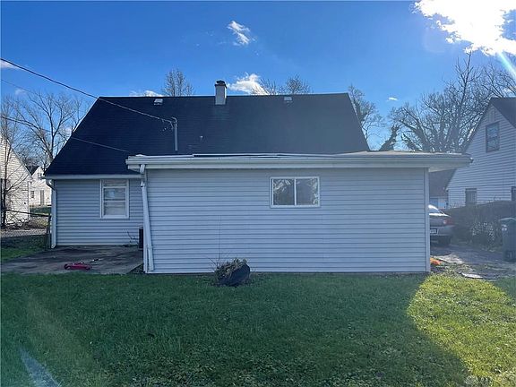 3rd image of 4037 Prescott Ave