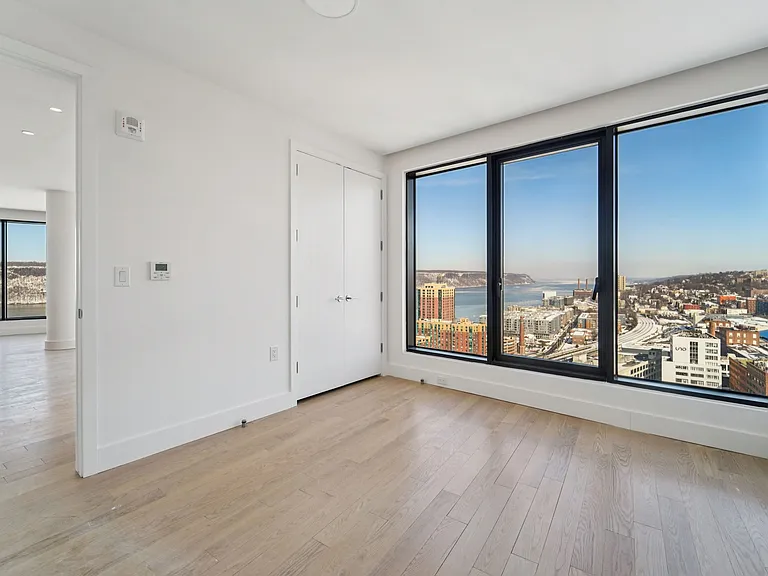 Hudson 44 — Photo 110