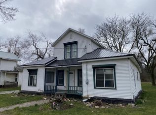 2339 E Montgomery Rd, Hillsdale, MI 49242