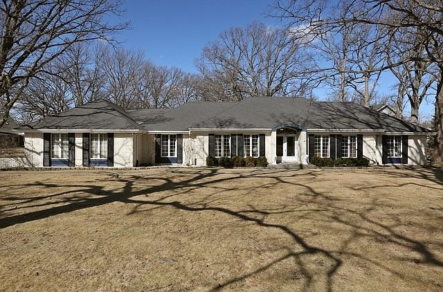1st image of 15646 Stately Oaks Dr