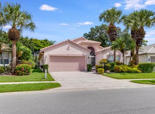6777 Sun River Rd, Boynton Beach, FL 33437