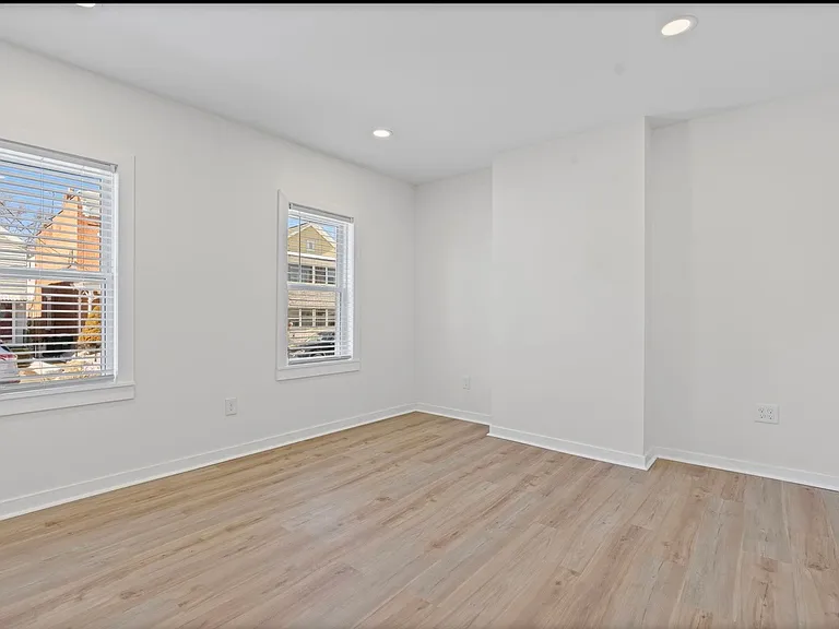 44 Paine St #44A — Photo 2