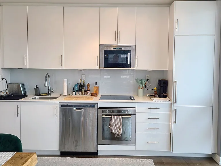 460 Adelaide St E #1515 — Photo 7