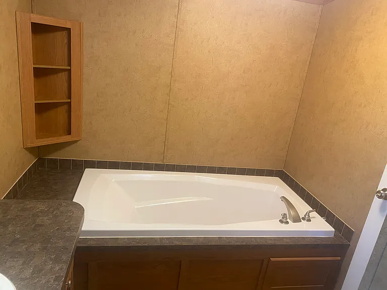 5230 Mechanic St — Photo 5
