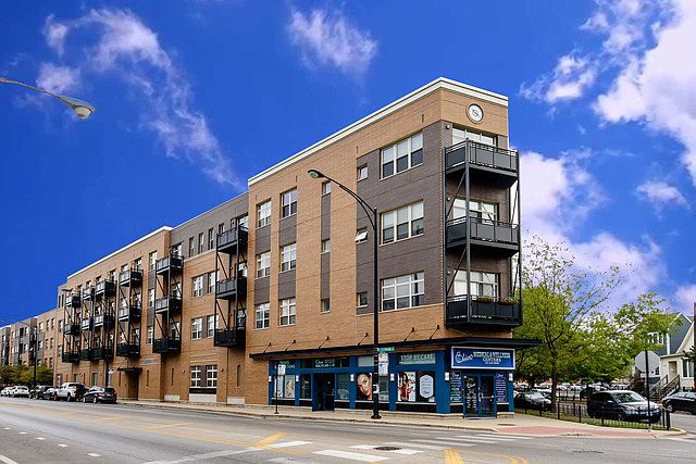 1st image of 2915 N Clybourn Ave #P1513