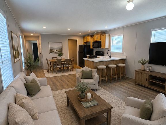 Redman Flyer 2730 Regency Dr, Emporia, KS 66801 | Zillow