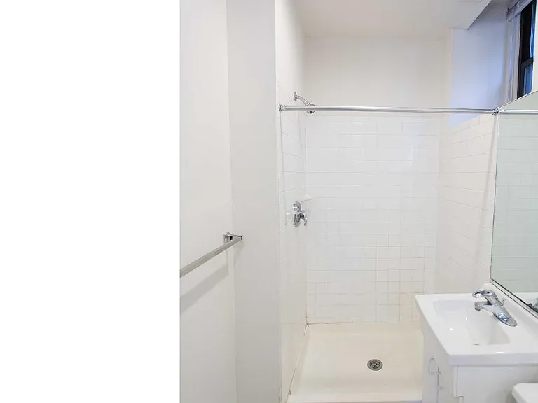 1411-4 Walnut St #804 — Photo 14