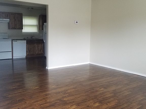 4th image of 104 N Cumberland Ave