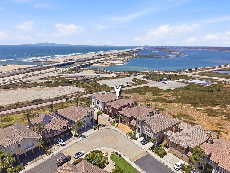 5571 Ocean Terrace Dr — Photo 36