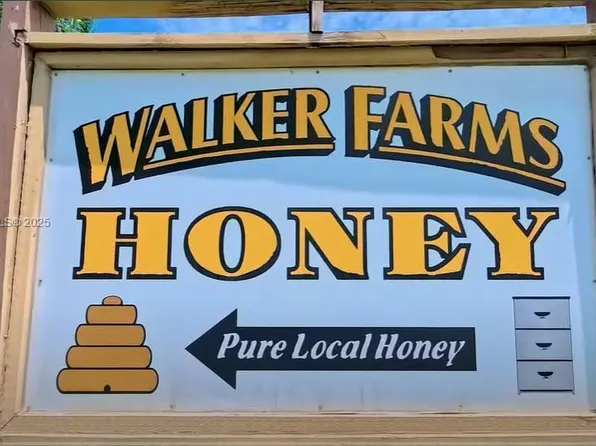 17131 Slater Rd, North Fort Myers, FL 33917