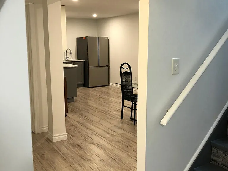 257 Hungerford St #LOWER — Photo 6