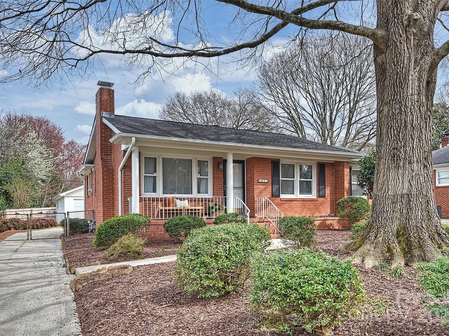 1915 Sandhurst Dr, Charlotte, NC 28205 Zillow