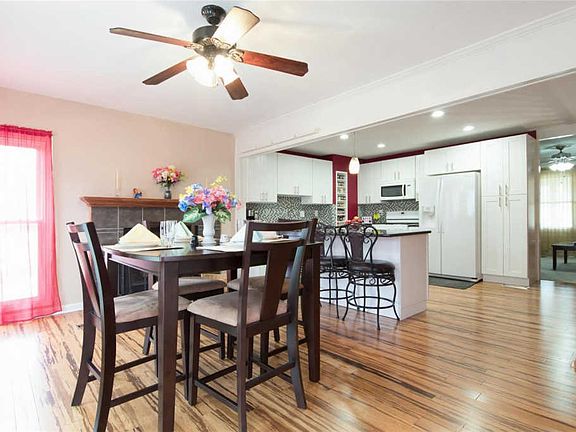 5th image of 2665 Lindsay Ln