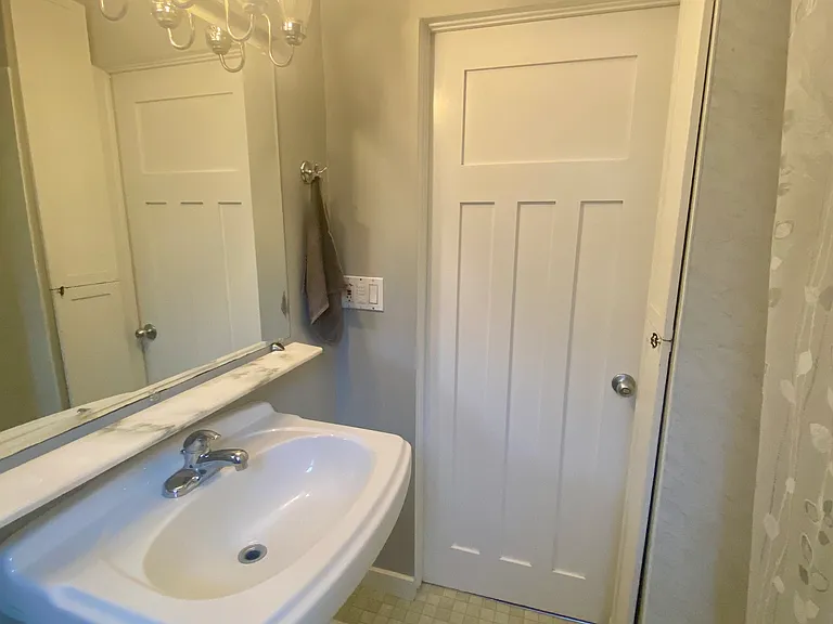 10532 Palatine Ave N #A — Photo 13