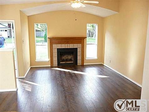 3rd image of 5211 Rowcrop Dr