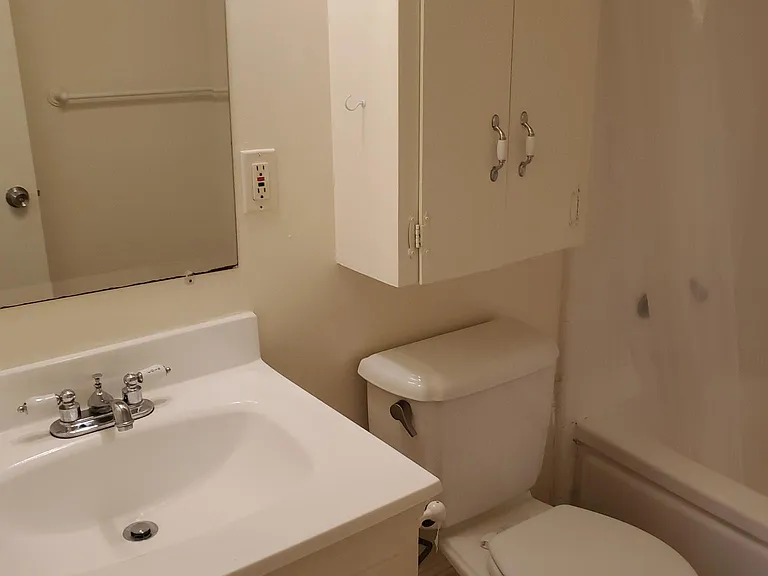 6900 McQuillan Cir — Photo 6