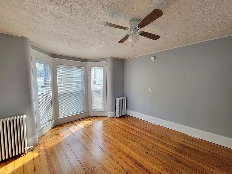 28 Coral St #3 — Photo 7