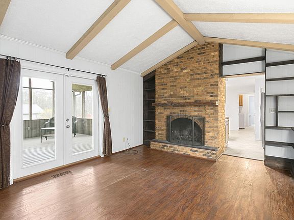 4th image of 17644 Woodthrush Ln