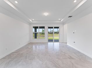 9093 SW Remy Ln, Port Saint Lucie, FL 34987