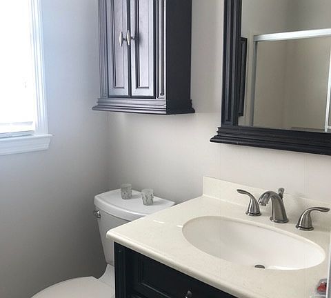 Bathroom (has tub)