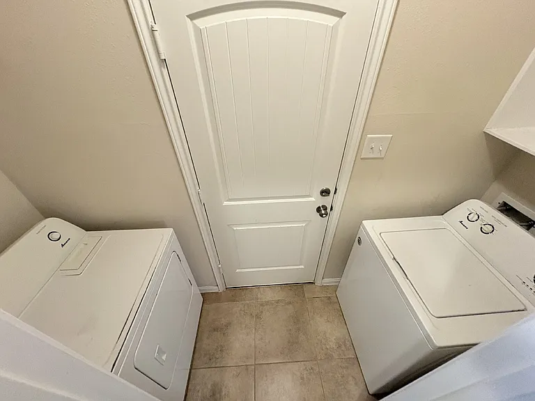 3721 Whisper Walk — Photo 22