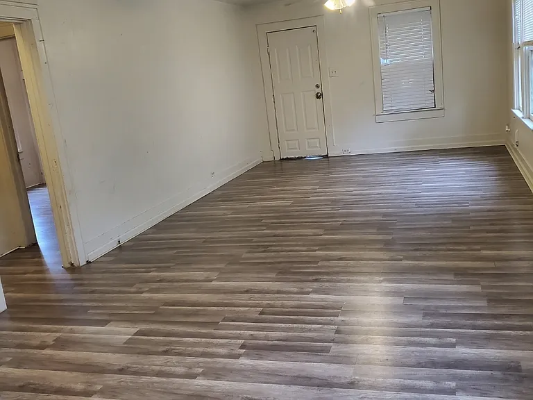 222 W Murrill Ave #1 — Photo 2