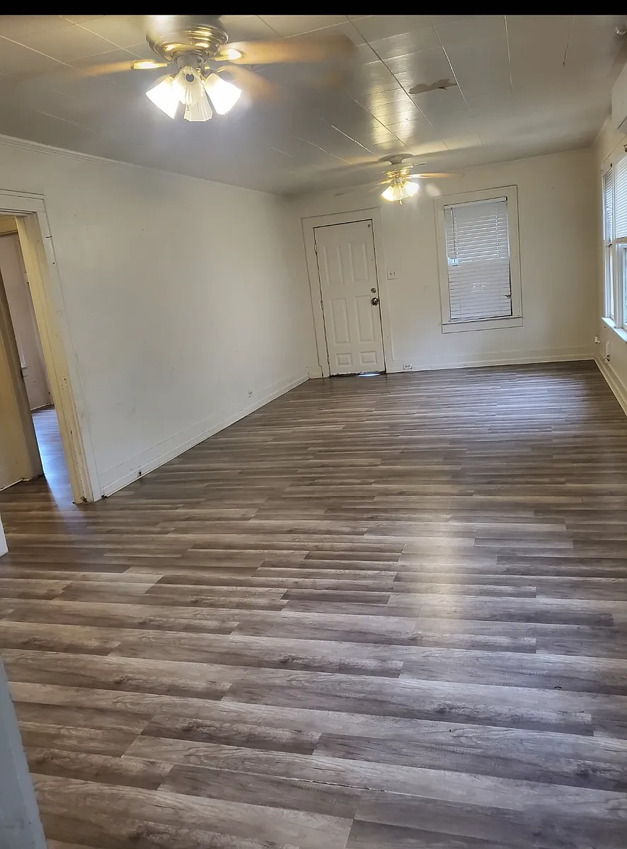 Building Photo - 222 W Murrill Ave #1