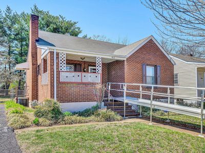 4812 Delray St NW, Roanoke, VA, 24012